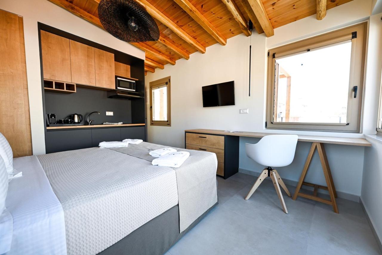 Eumorphia Studios & Apartments Skiathos Town Bagian luar foto