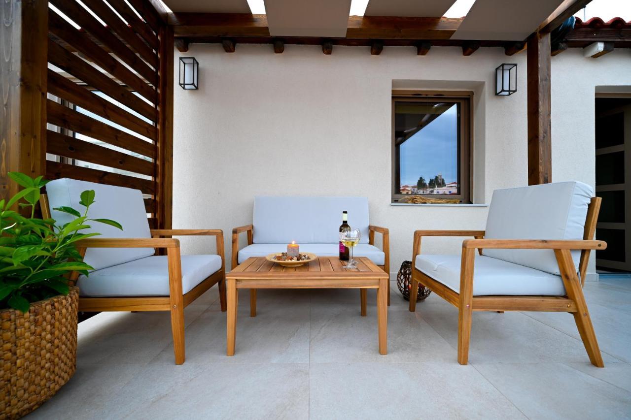 Eumorphia Studios & Apartments Skiathos Town Bagian luar foto