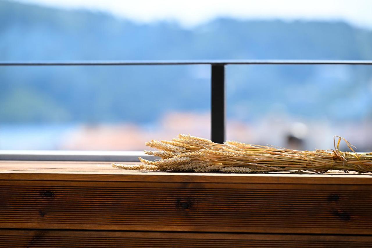 Eumorphia Studios & Apartments Skiathos Town Bagian luar foto