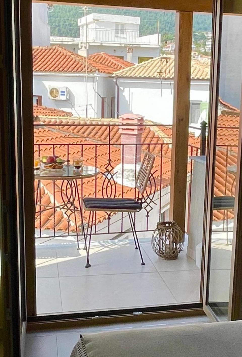 Eumorphia Studios & Apartments Skiathos Town Bagian luar foto